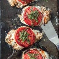 Sheet Pan Chicken Caprese – Easy Caprese Chicken Recipe