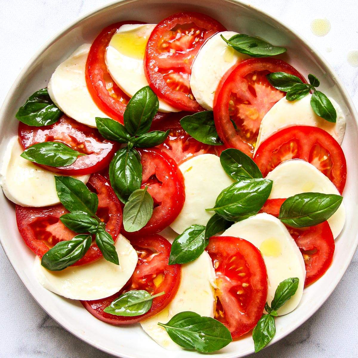 CAPRESE SALAD RECIPE (5 MINUTES!)