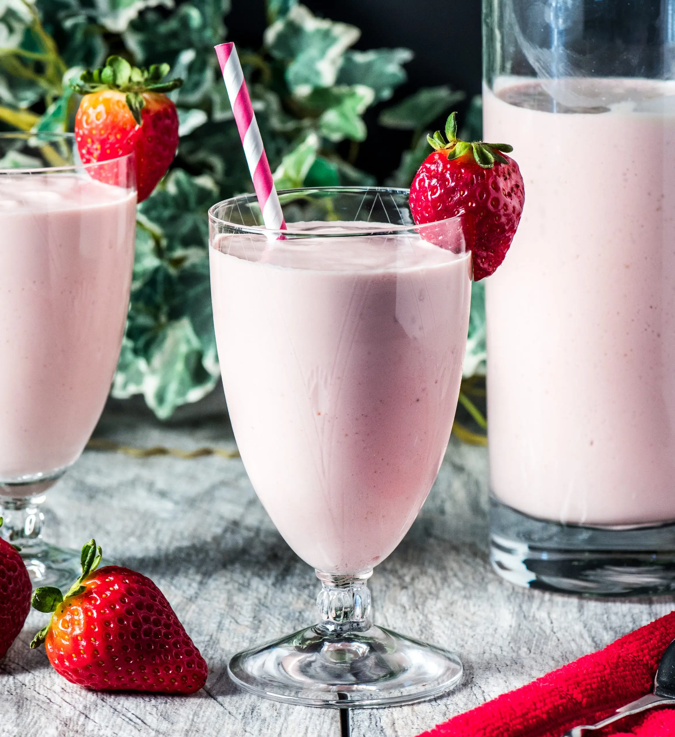 Low carb strawberry smoothie :Monday-breakfast