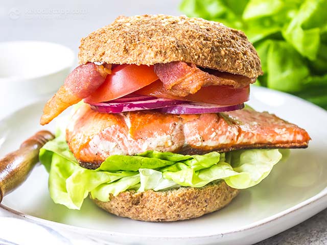 Keto lox sandwich