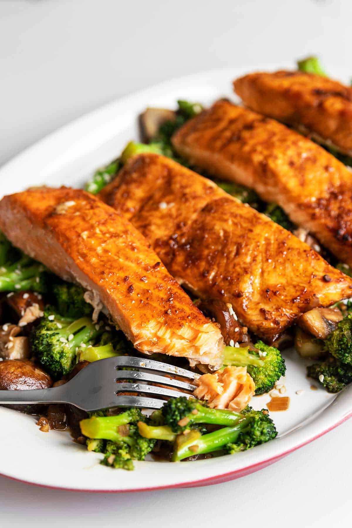 Keto fried salmon with broccoli & cheese :Tuesday-dinner