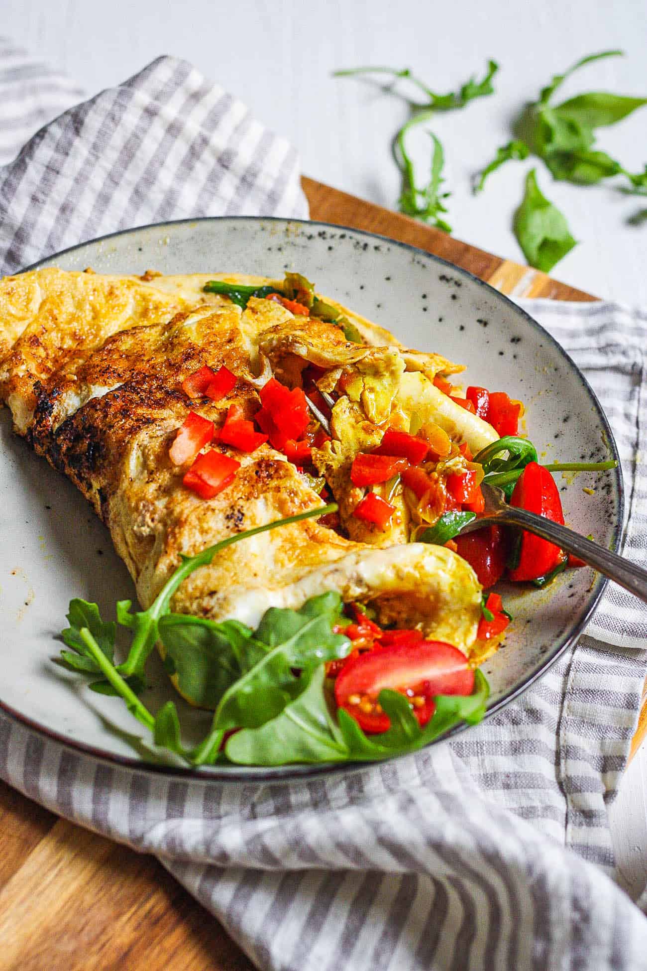 Everything but the bagel omelet