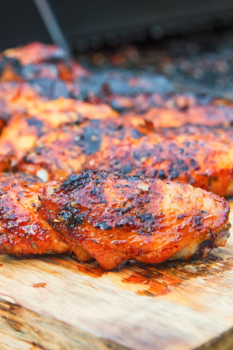 Sriracha Glazed Grilled Chicken Wings