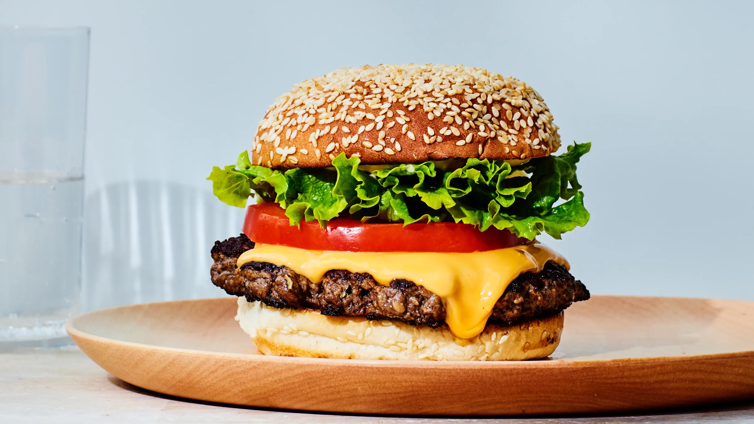 Smash Burger Recipe with Easy Sauce