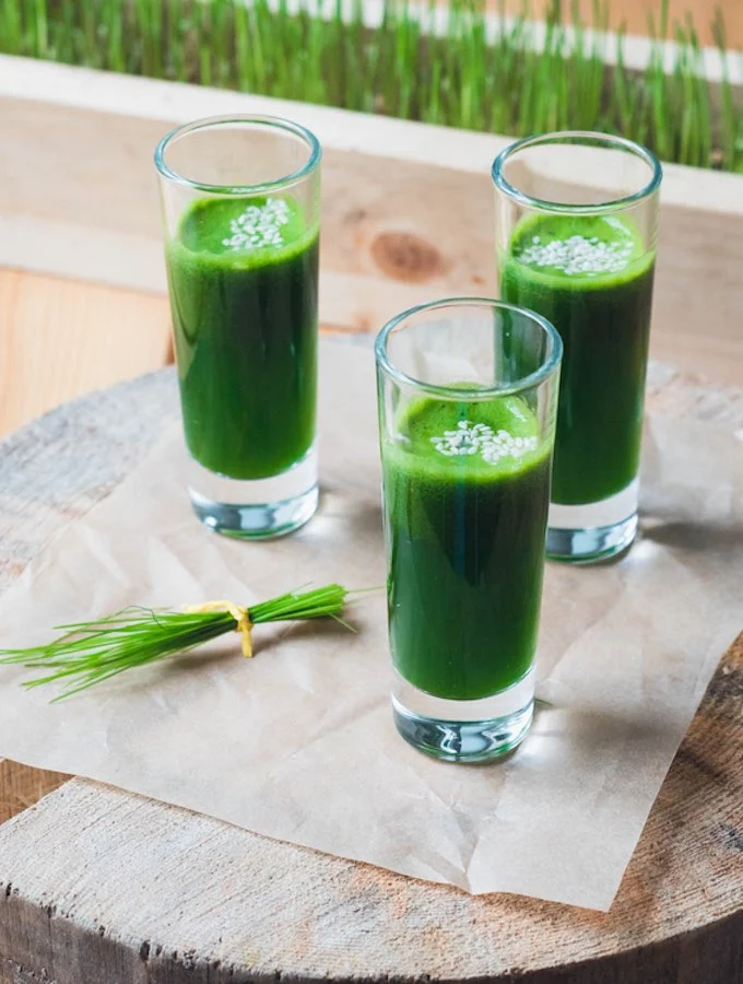 WHEATGRASS SHOTS AND JUICE