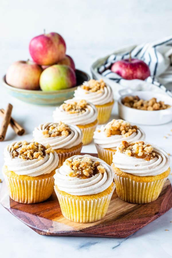 Apple crumble cupcakes