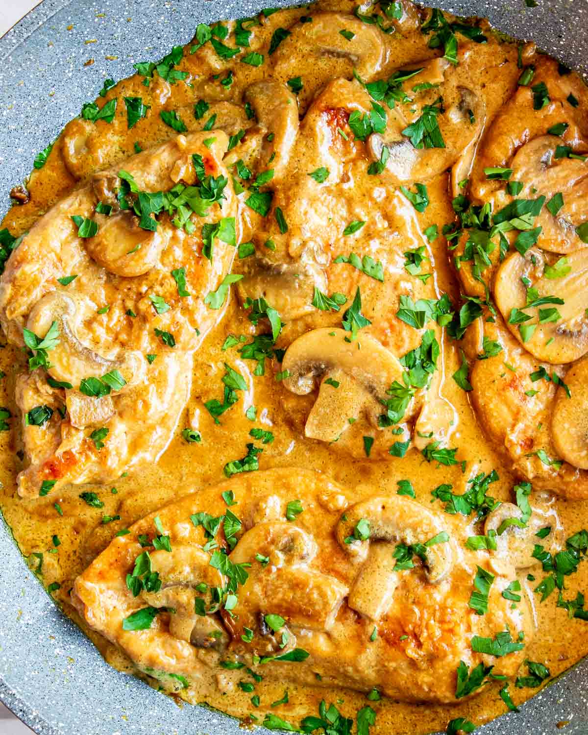CHICKEN MARSALA
